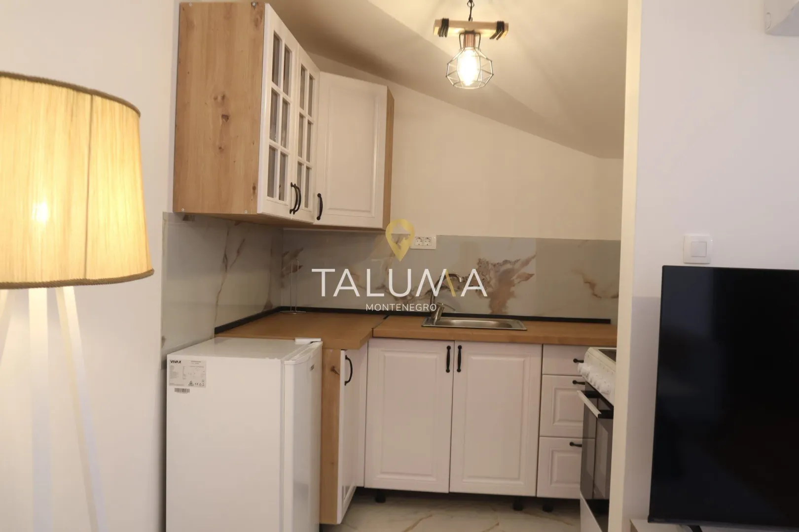 Rent, studio apartment, 28m², Zagorič, Podgorica