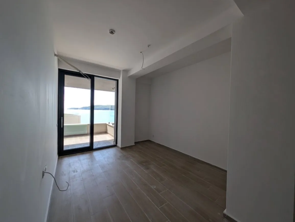 Prodaja, jednosoban stan, 57m², Rafailovići, Budva
