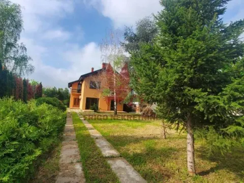 Prodaja, kuća, 200m², Mladenovac, Beograd