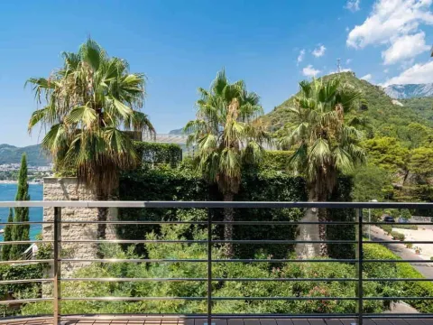 Sale, two bedroom apartment, 146m², Budva, Crna Gora - image 16