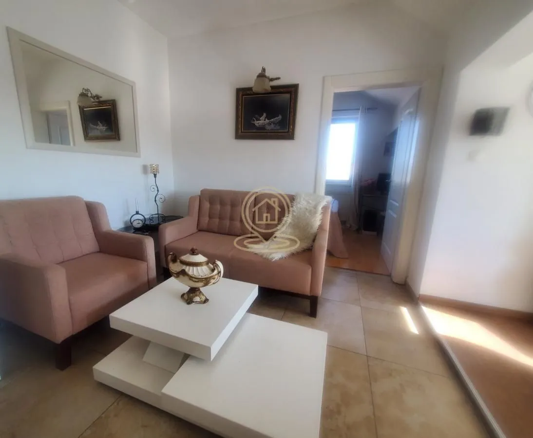 Prodaja, dvosoban stan, 52m², Centar, Novi Sad