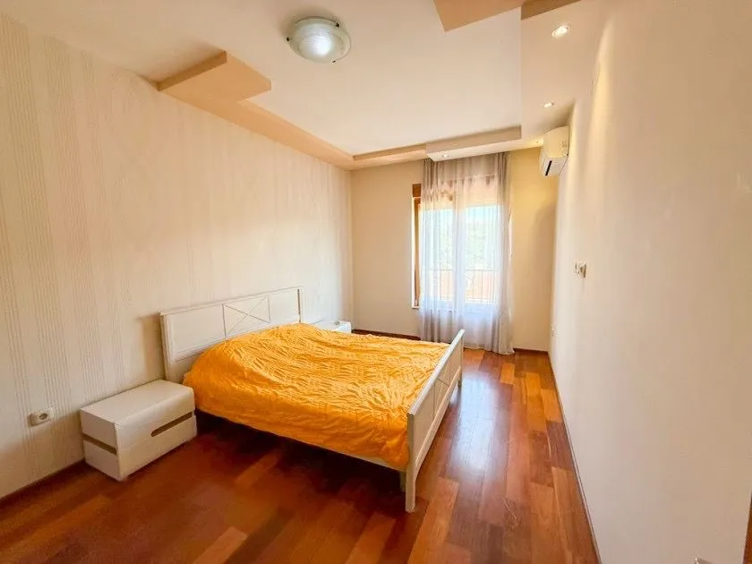 Rent, two bedroom apartment, 73m², Centar, Podgorica