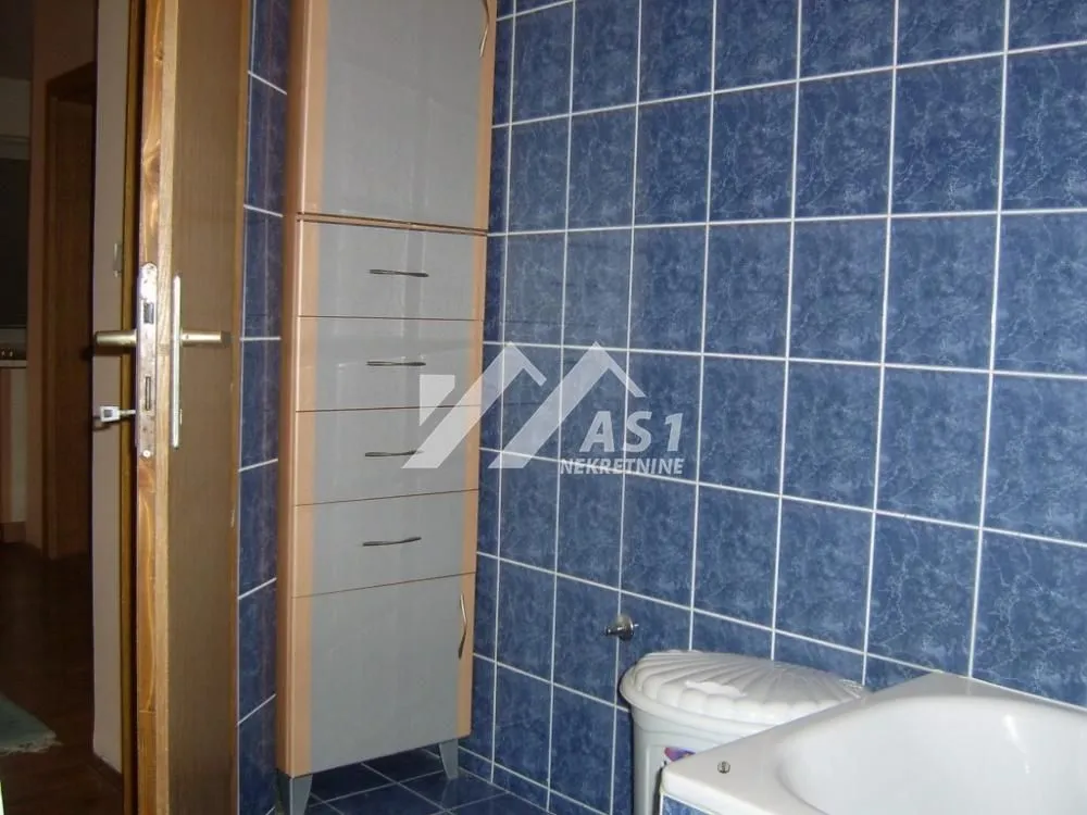 Rent, three bedroom apartment, 65m², Sajam, Novi Sad Sve Podlokacije