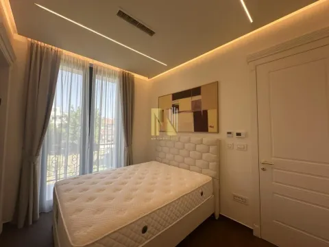 Izdavanje, četvorosoban stan, 116m², Novi Sad, Srbija - image 8