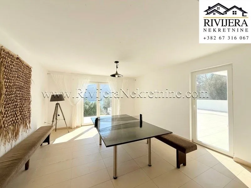 Prodaja, kuća, 212m², Đenovići, Herceg Novi