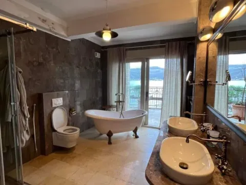 Prodaja, kuća, 252m², Krašići, Tivat - image 8