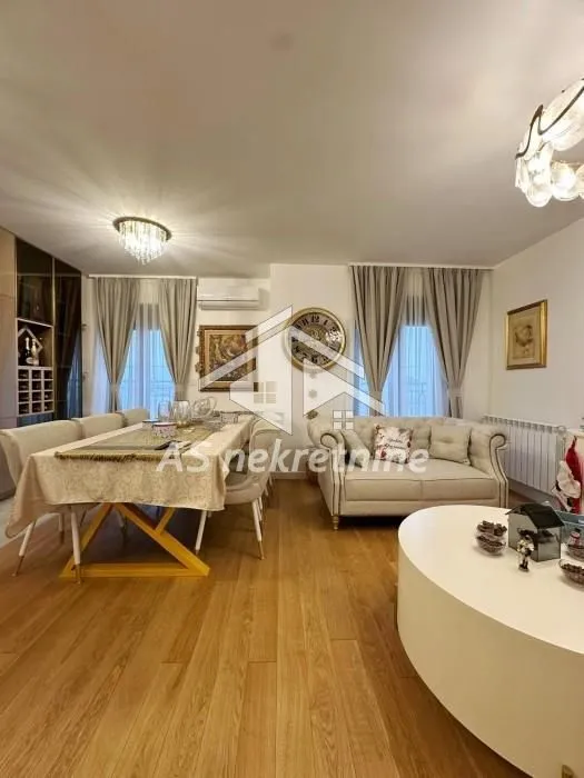 Rent, three bedroom apartment, 89m², Čubura, Beograd