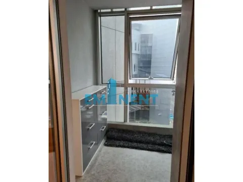 Izdavanje, trosoban stan, 82m², Slavija, Vračar Sve Podlokacije - image 15