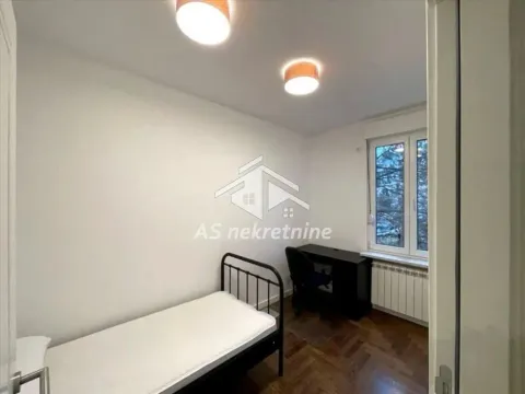 Izdavanje, četvorosoban stan, 83m², Senjak, Beograd - image 9