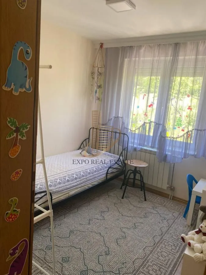 Sale, house, 355m², Djurinci, Sopot