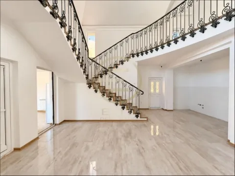 Prodaja, kuća, 400m², Veternička rampa, Novi Sad Sve Podlokacije - image 10