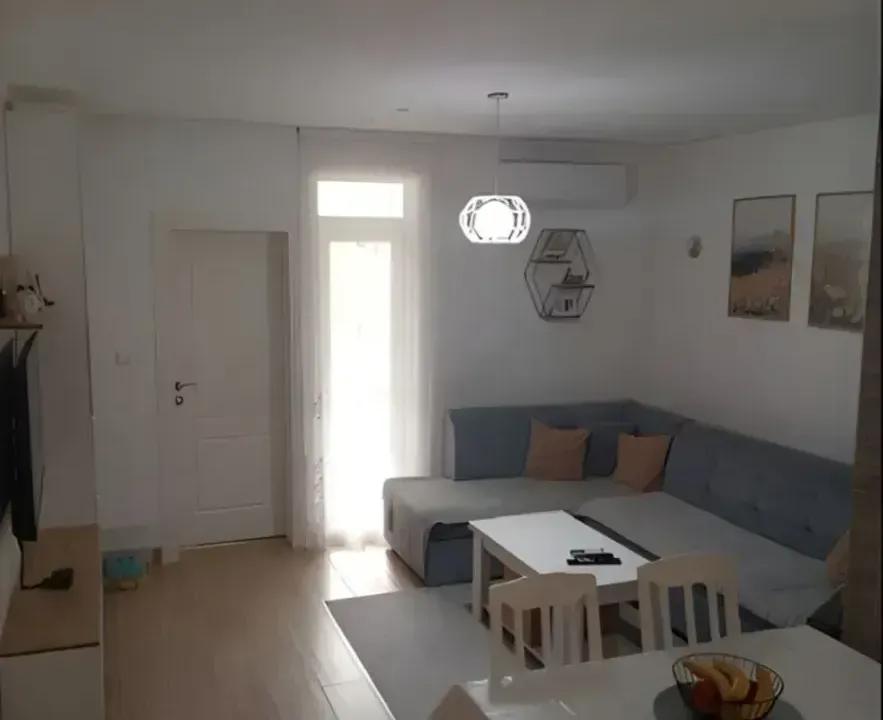 Prodaja, dvosoban stan, 48m², Sveta Vrača, Kotor