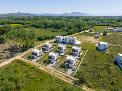 Zemljište in Donji Štoj