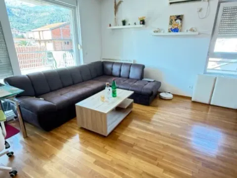 Prodaja, jednosoban stan, 55m², Centar, Budva