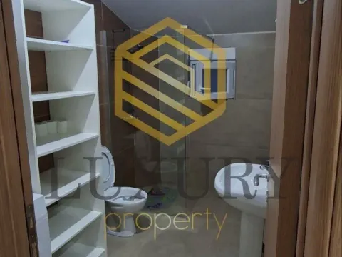 Izdavanje, dvosoban stan, 80m², Donja Gorica, Podgorica - image 8
