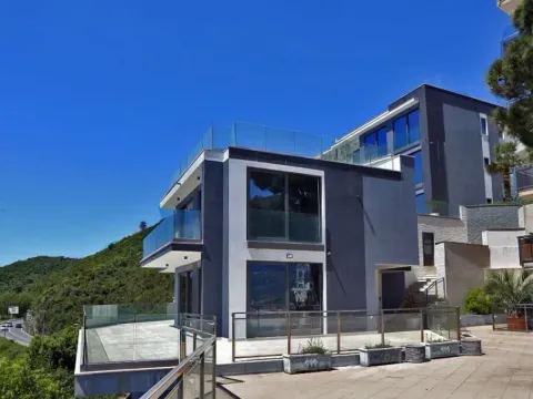 Prodaja, kuća, 438m², Budva, Crna Gora - image 2