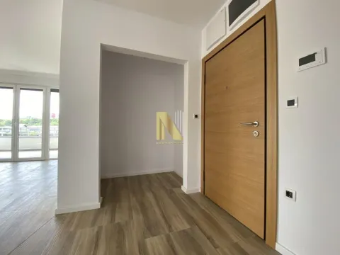 Prodaja, trosoban stan, 122m², Karagača, Petrovaradin - image 4