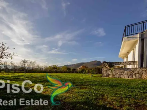 Izdavanje, kuća, 100m², Gornja Gorica, Podgorica - image 3