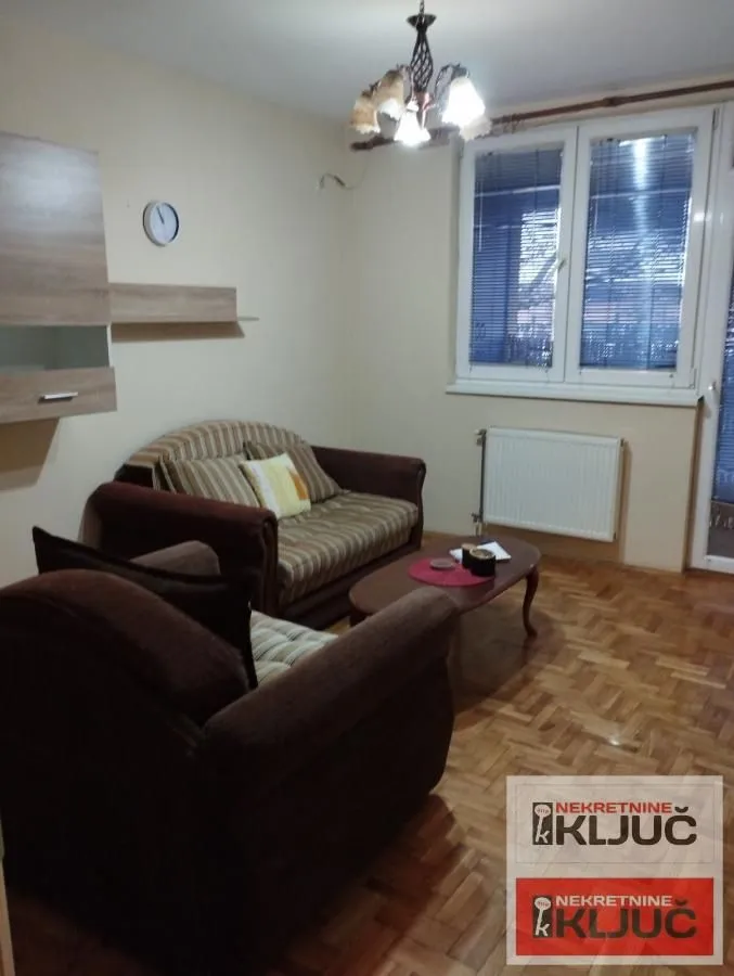 Izdavanje, dvosoban stan, 45m², Sajmište, Novi Sad