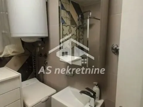 Izdavanje, jednosoban stan, 40m², Čubura, Beograd - image 9