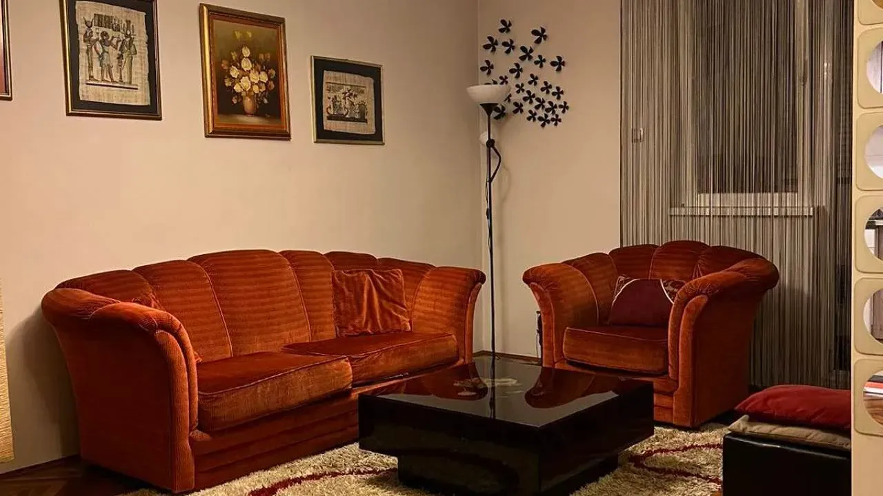 Izdavanje, dvosoban stan, 53m², Pod Goricom, Podgorica