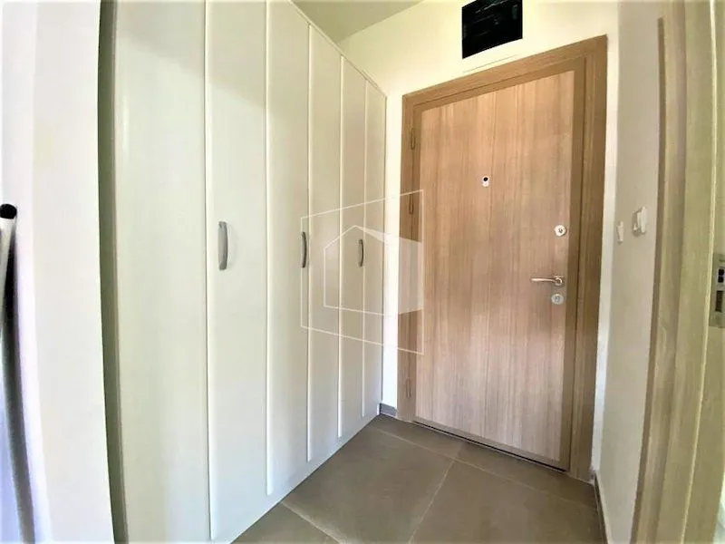 Izdavanje, garsonjera, 33m², Centar, Podgorica