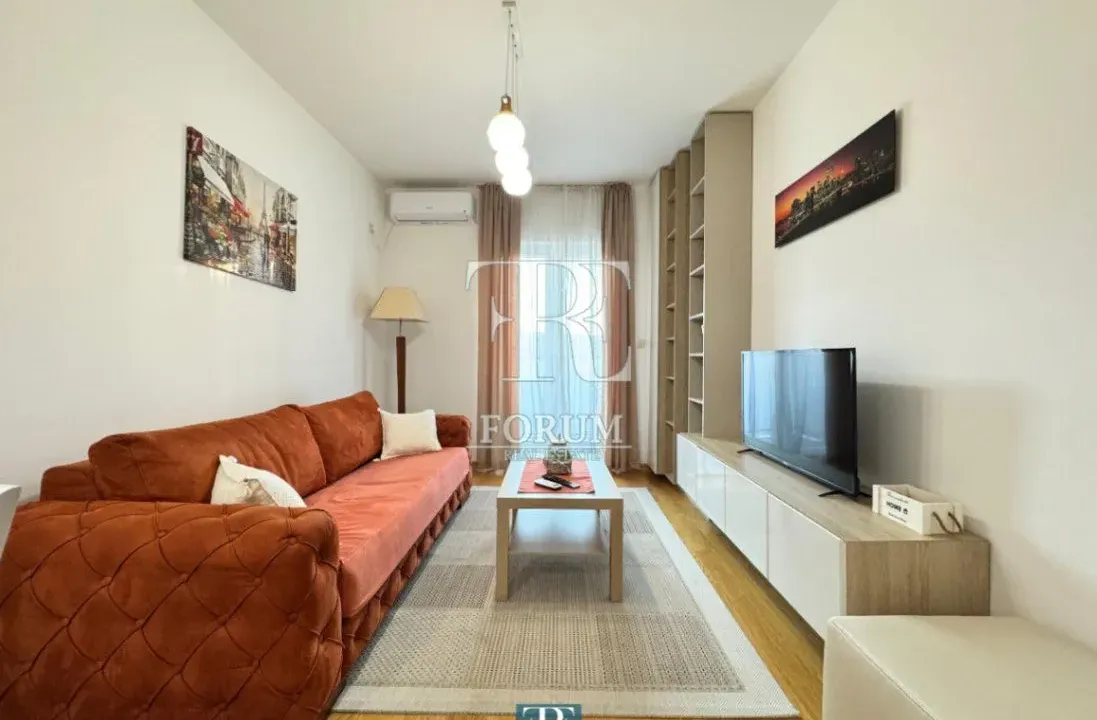 Izdavanje, jednosoban stan, 45m², City Kvart, Podgorica