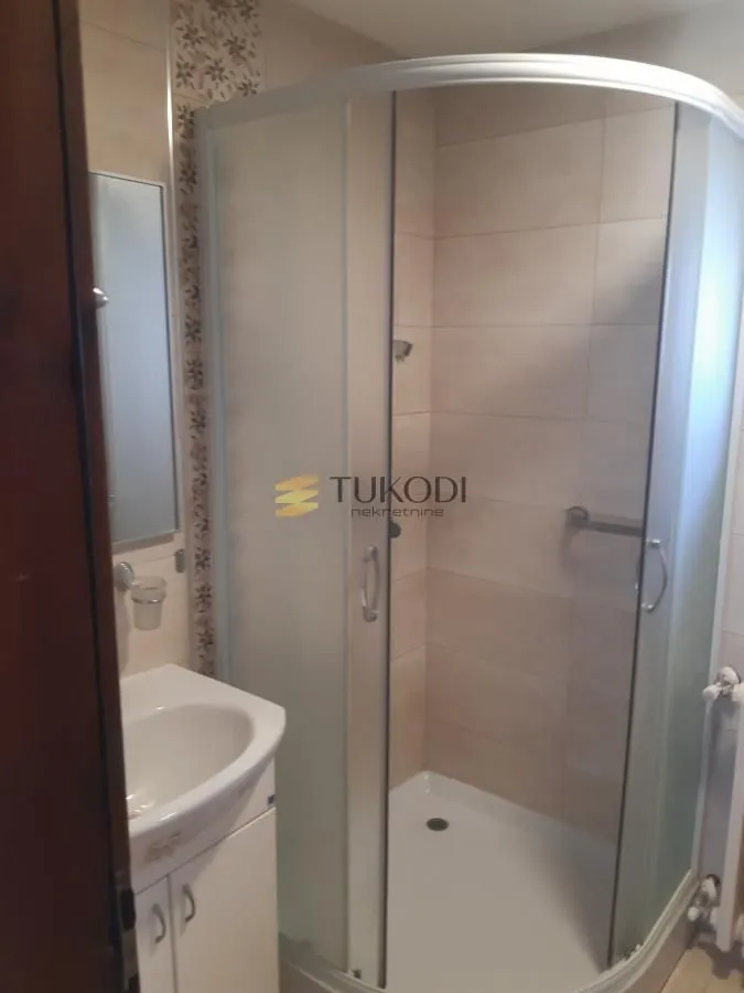 Rent, office space, 303m², Telep, Novi Sad Sve Podlokacije
