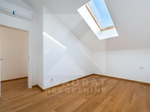 Izdavanje, trosoban stan, 208m², Zabjelo, Podgorica - image 12