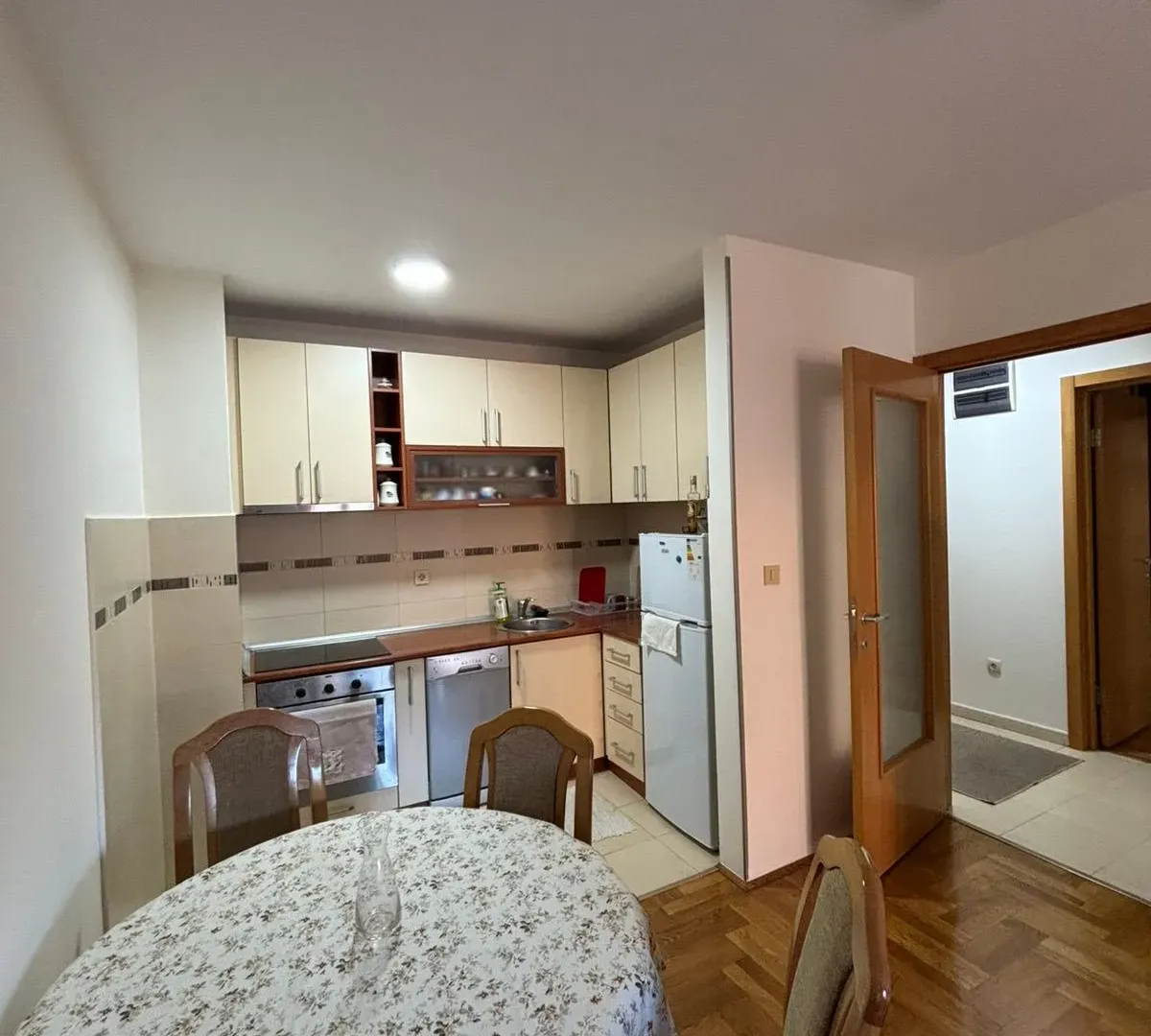 Sale, two bedroom apartment, 69m², Stari Aerodrom, Podgorica