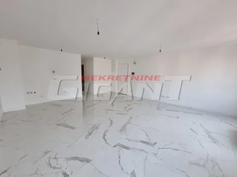 Prodaja, trosoban stan, 84m², Vukov Spomenik, Zvezdara Sve Podlokacije - image 2