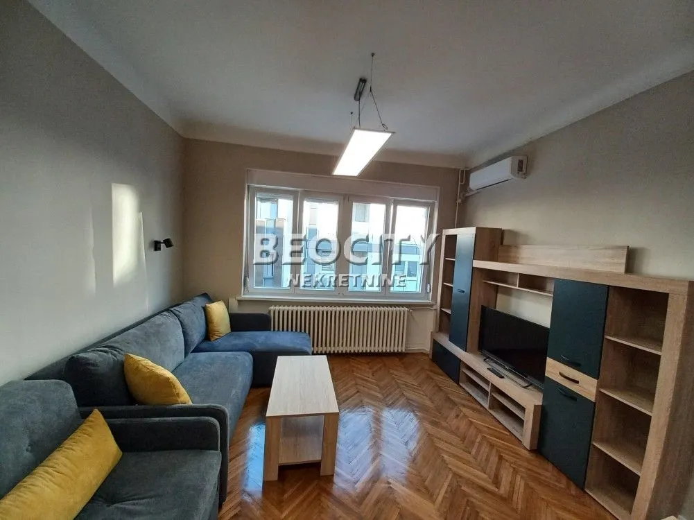 Sale, apartment, 32m², Centar, Novi Sad
