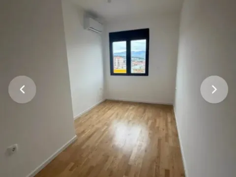 Rent, apartment, 83m², Podgorica, Crna Gora - image 9