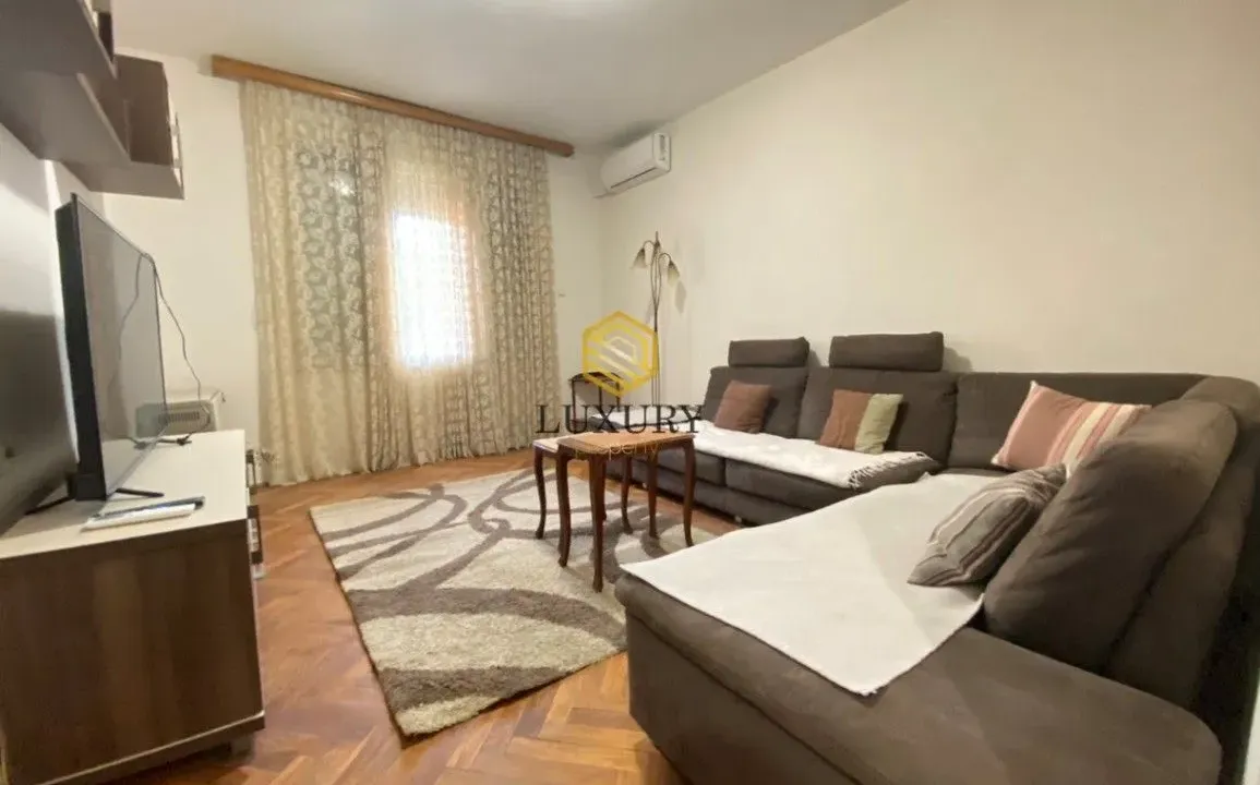Rent, apartment, 68m², Centar, Podgorica
