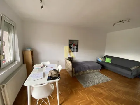 Prodaja, jednosoban stan, 33m², Cara Dušana, Novi Sad Sve Podlokacije - image 3