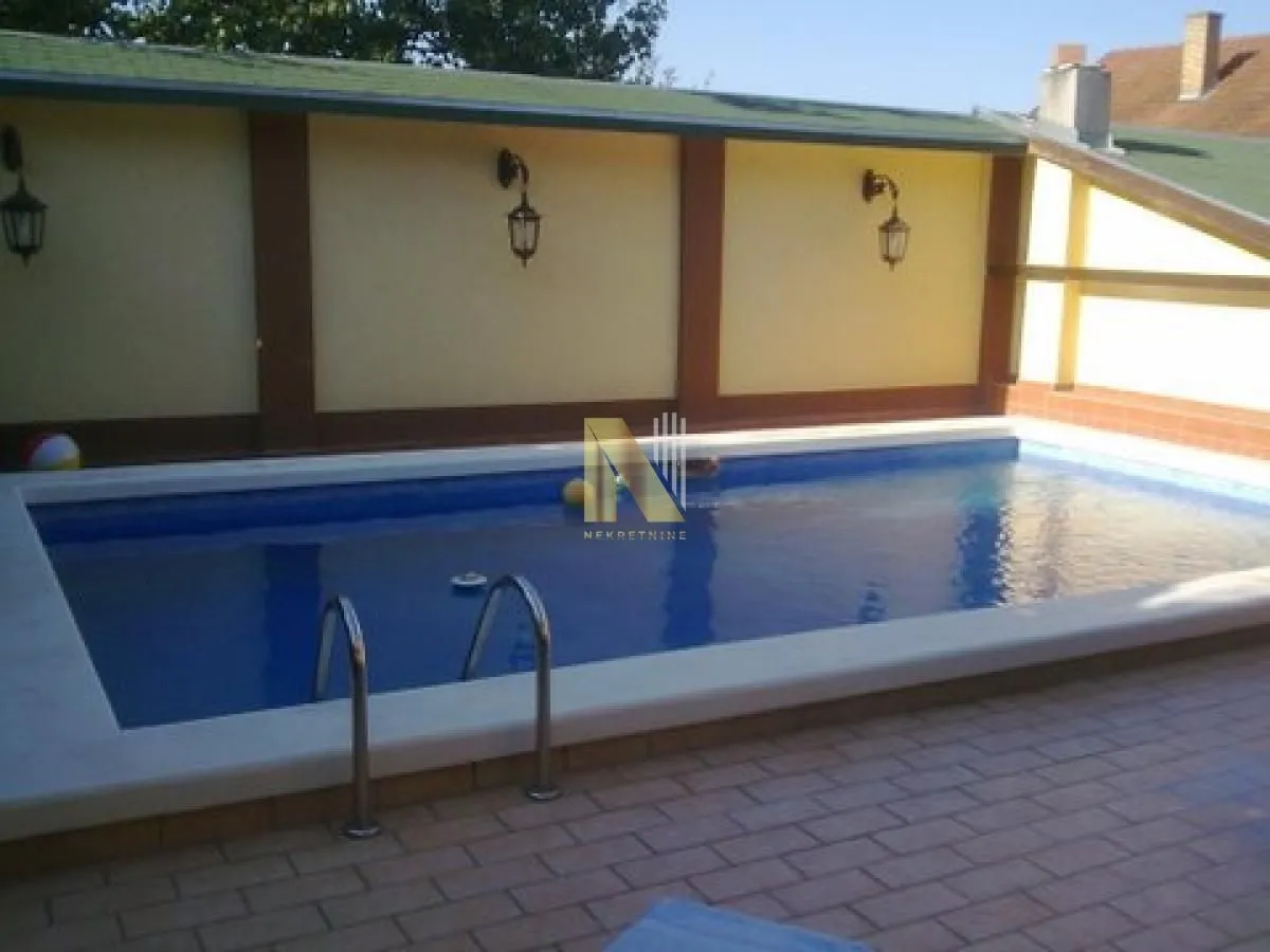 Prodaja, kuća, 139m², Sremski Karlovci, Novi Sad