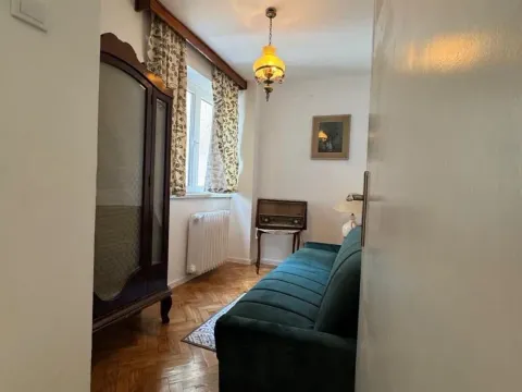 Izdavanje, trosoban stan, 80m², Kalenić Pijaca, Vračar Sve Podlokacije - image 8