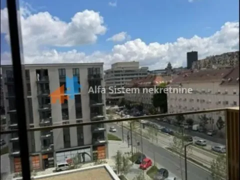 Izdavanje, trosoban stan, 77m², Savski Venac, Beograd - image 11