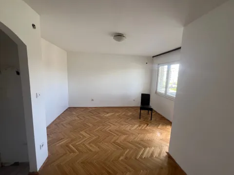 Sale, one bedroom apartment, 42m², Centar, Nikšić - image 9