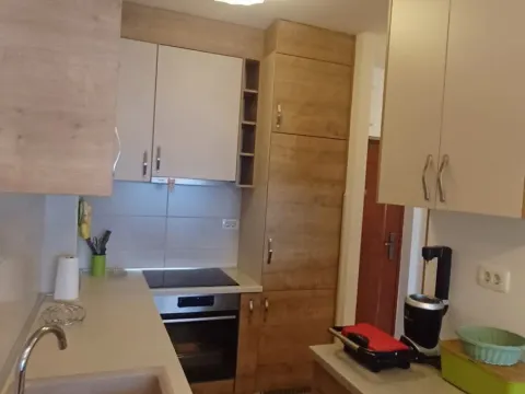 Prodaja, jednosoban stan, 40m², Centar, Nikšić - image 2