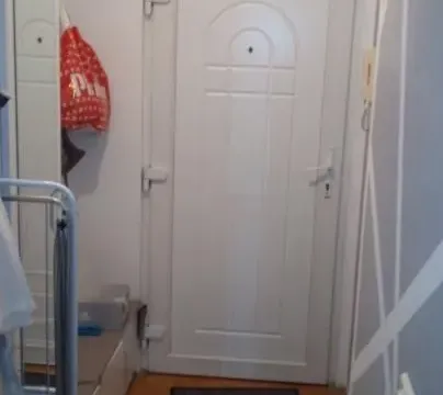 Izdavanje, garsonjera, 30m², Liman 4, Novi Sad Sve Podlokacije - image 5