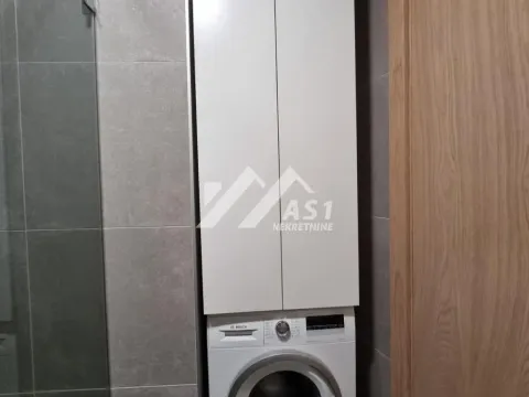 Izdavanje, trosoban stan, 65m², Detelinara, Novi Sad Sve Podlokacije - image 18