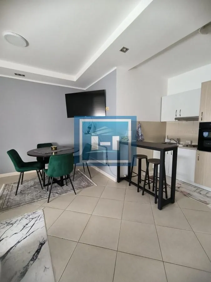 Izdavanje, dvosoban stan, 40m², Centar, Ćuprija