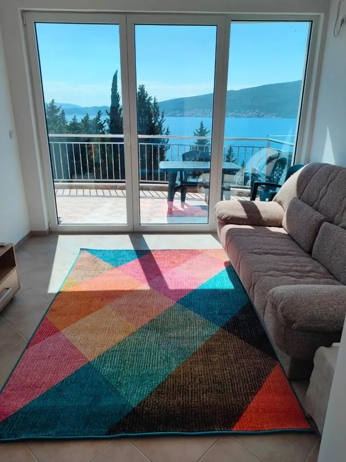 Prodaja, kuća, 143m², Bijela, Herceg Novi