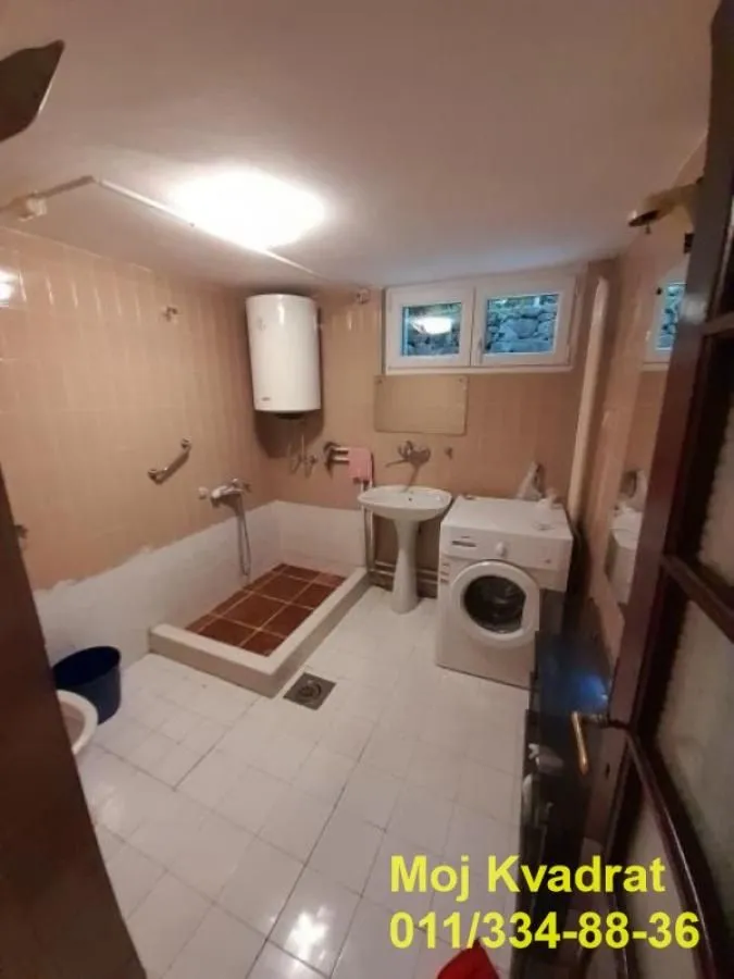 Sale, house, 245m², Savski Venac, Beograd