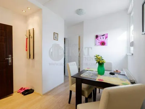 Izdavanje, jednosoban stan, 40m², Savski Venac, Beograd - image 5