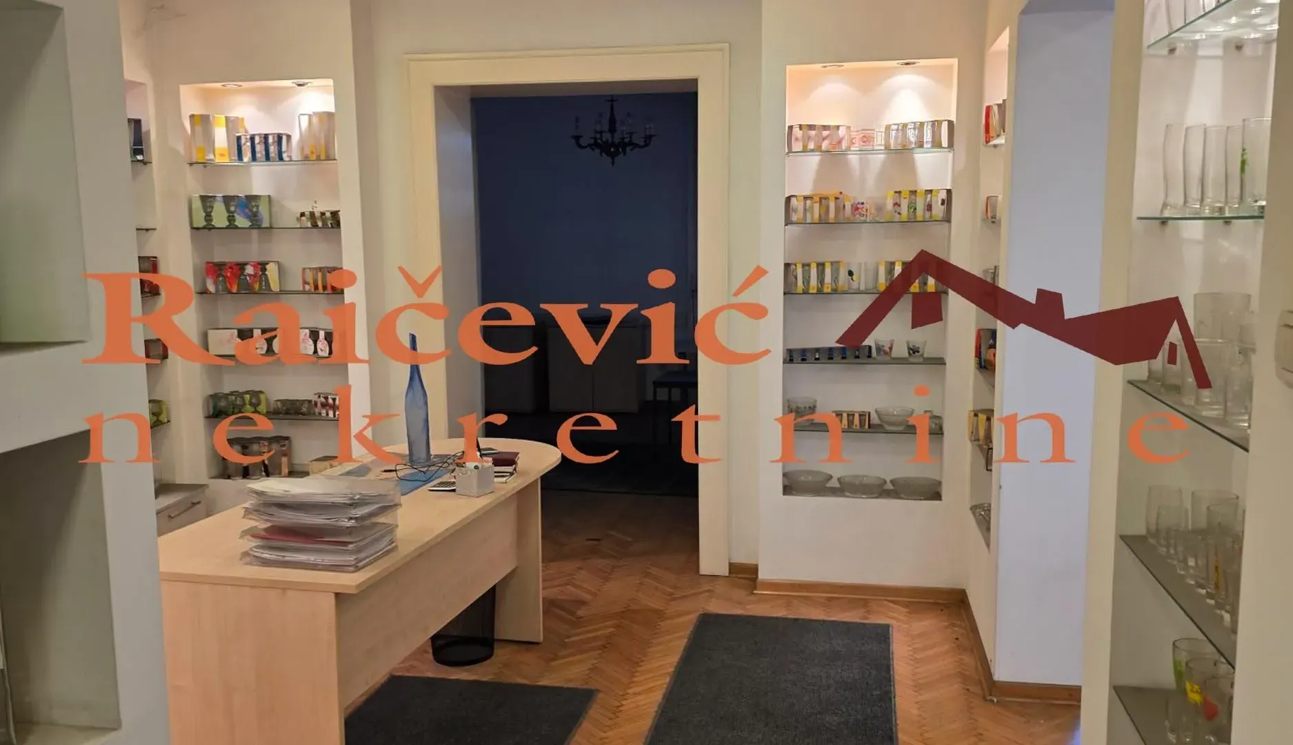 Prodaja, trosoban stan, 87m², Centar, Stara Pazova