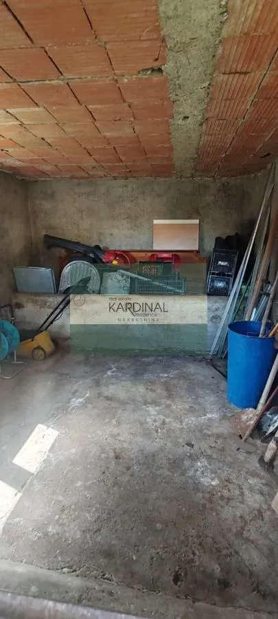 Prodaja, kuća, 160m², Dragocvet, Jagodina