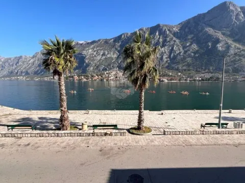 Prodaja, kuća, 370m², Kotor, Crna Gora - image 8