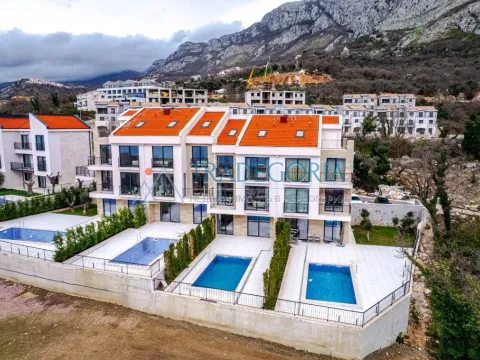 Sale, house, 220m², Reževići, Budva